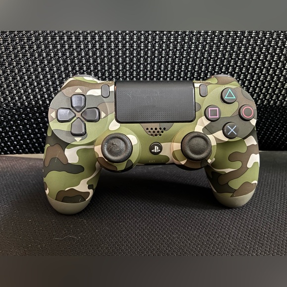 Sony PlayStation DualShock 4 Wireless Controller Camouflage UNTESTED - Picture 1 of 3